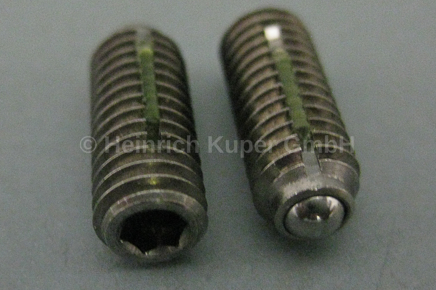 Federndes Druckstück M6 Niro mit Innensechskant u. Kugel LONG-LOK gesichert, Nirosta K 51600506