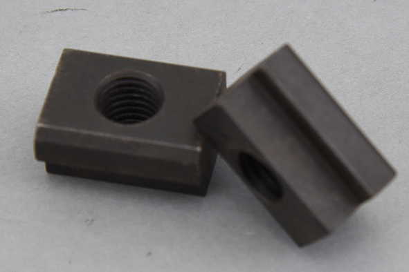 Mutter für T-Nuten 868105 Nennmass der Nut 14 mm / M 12