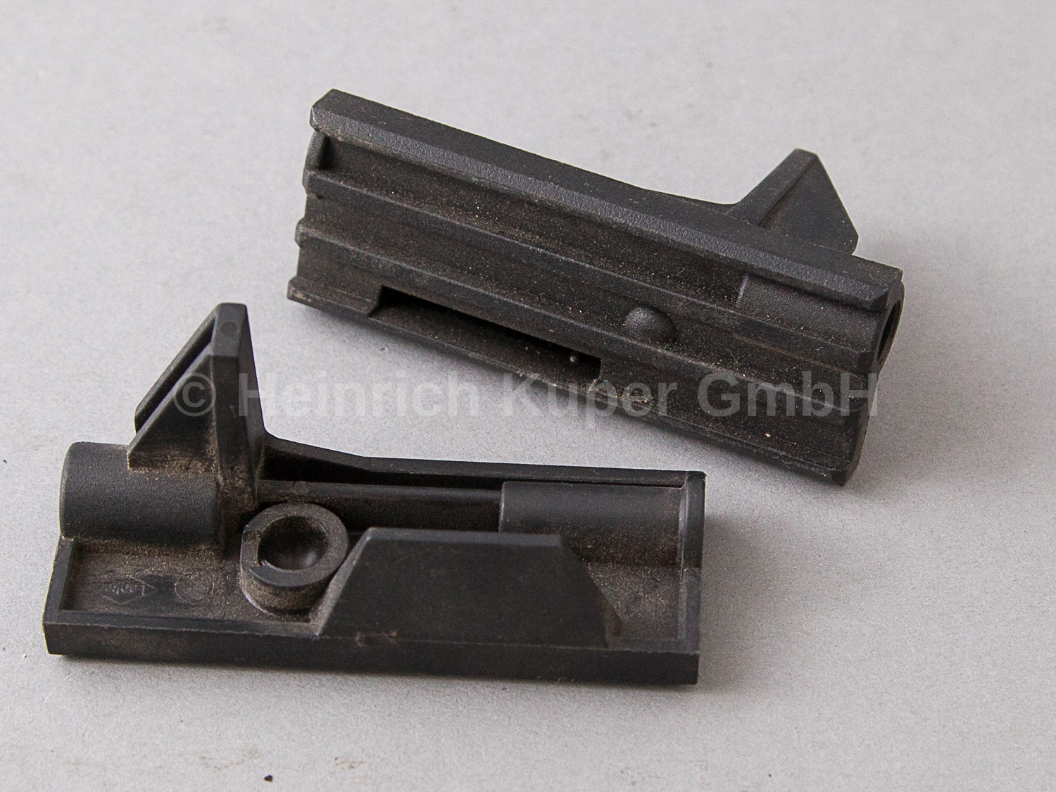 Schieber Striebig 68-03-325-11 003.173