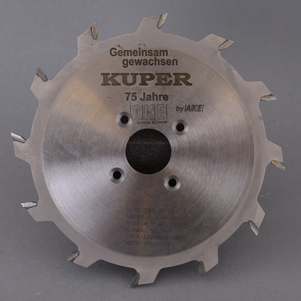 HW-Nutsäge Z=12 FZ MEC-VS 180x4,0x30mm 4NL M5 TK52mm Senkung oben im UZ Hartmetall bestückt, Flachzahn, Einsatz auf CNC-Bearbeitungszentren