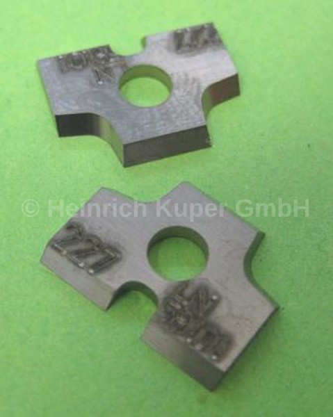 Schneidplatte 15x12x1,5 R=2
beidseitig / 4-014-03-0227