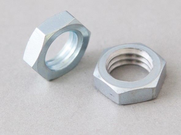 Sechskantmutter M10 / SW13
Striebig 68-03-441-10, 003.013