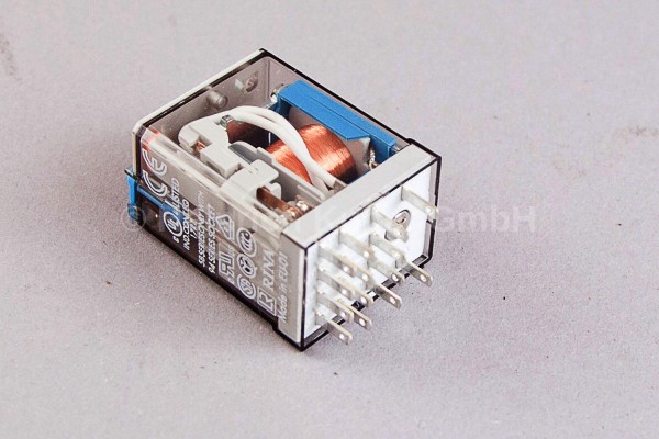 Relais 55.34.9.024.0040
7A 250V / 24V DC
4-008-38-0425