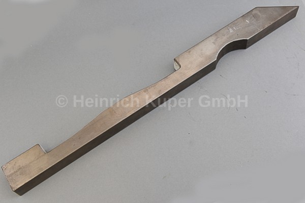 Lineal hinten 767078A
