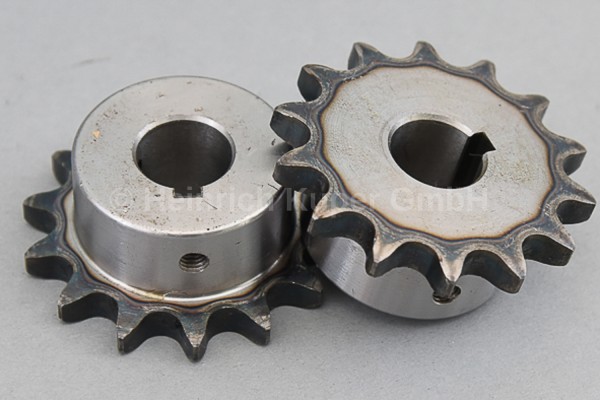 Kettenrad 1/2x5/16 Z14
Bohrung 18 mm 33B513