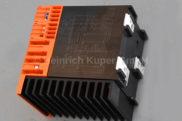 Sanftanlaufbremsgerät 15KW BL9228.03/10 3AC200-480V UH
AC230V Nr.15KW/400V